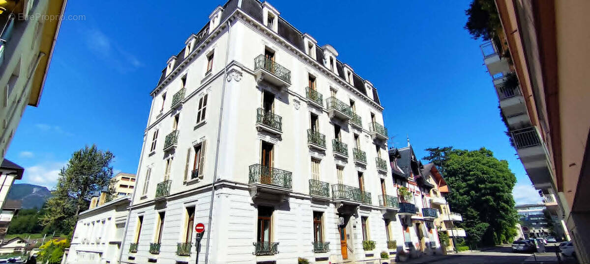 Appartement à AIX-LES-BAINS