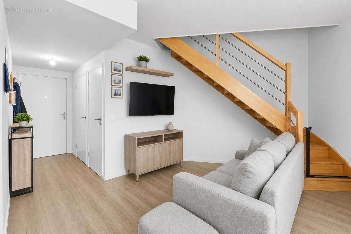Duplex f3 - coupvray - place de parking - photo 3