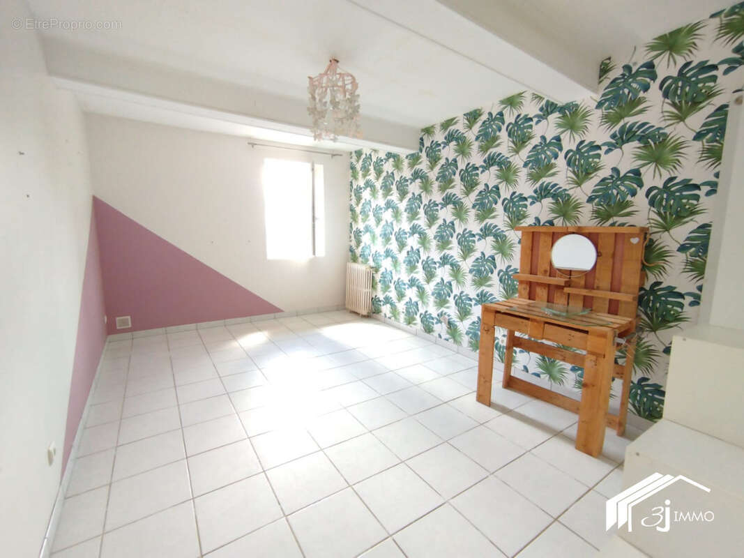 Maison à LE CASTERA