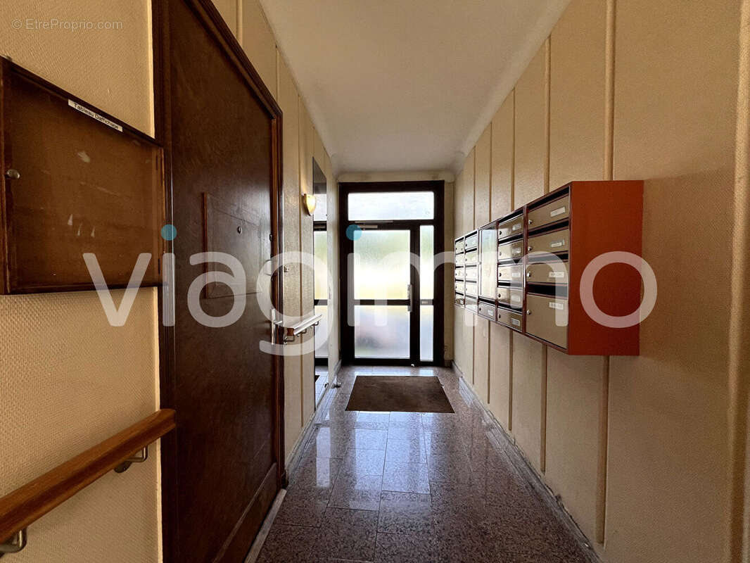 Appartement à MONTROUGE