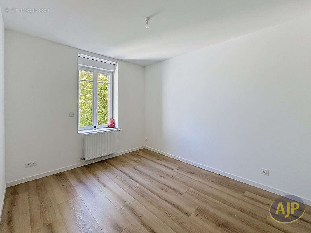 Maison  Bourg Saffré 6ch - photo 12