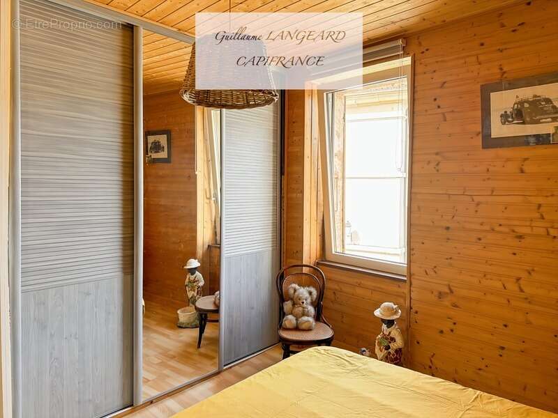 Martignat (01100) - Maison de village en pierres 92 m2, avec dépendances et fort potentiel d'agrandissement - photo 15