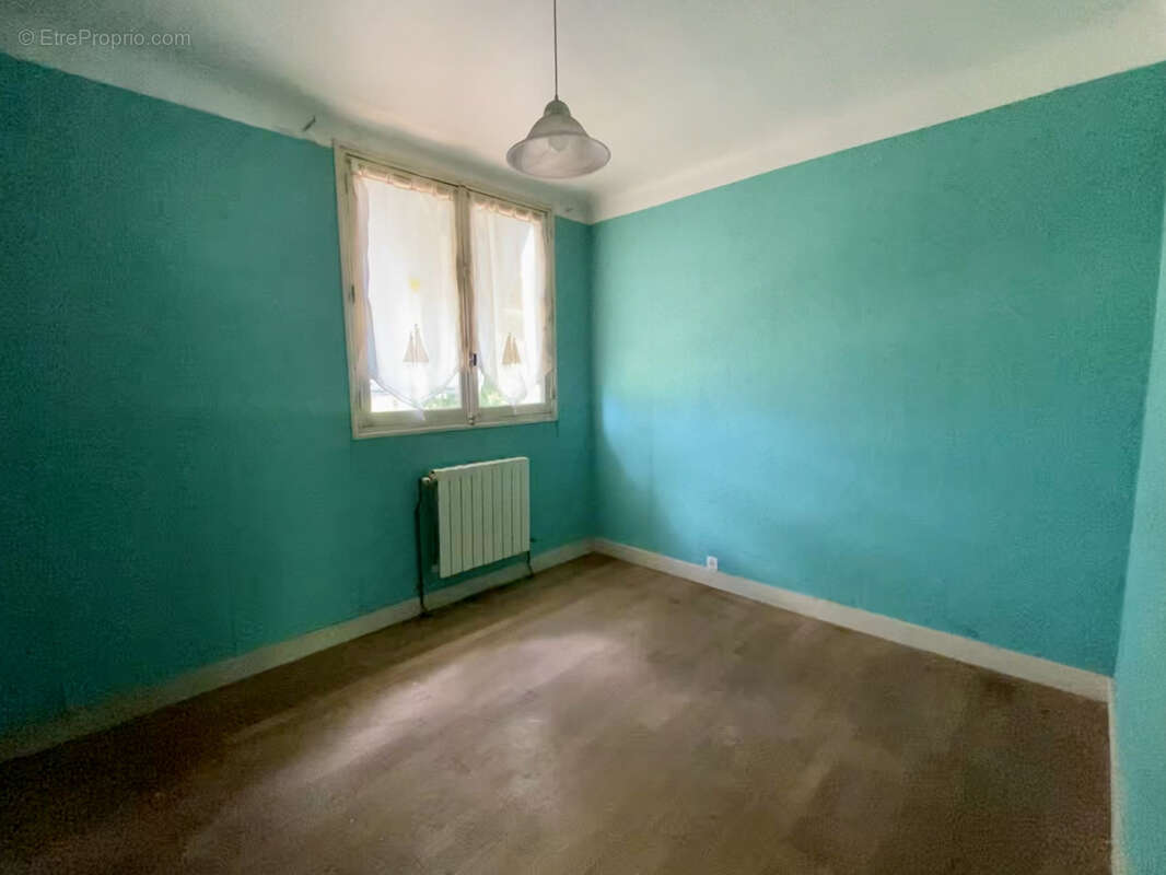 Maison à CERCY-LA-TOUR