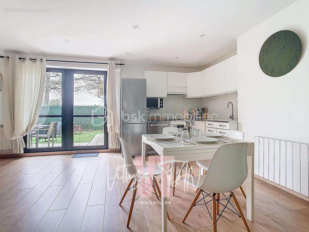 Appartement à CHAMPS-SUR-MARNE