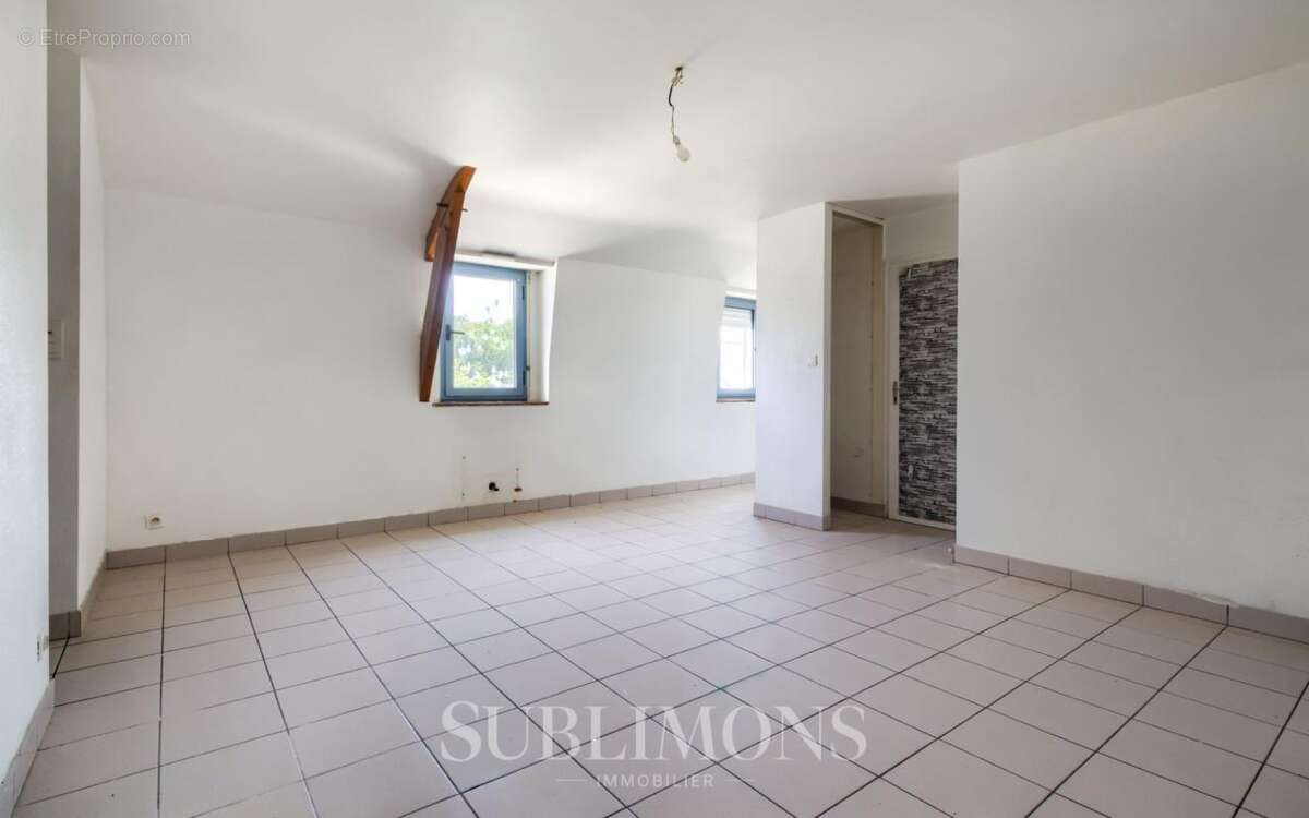 Sainte-Anne-d'Auray - Spécial Investisseur : Immeuble de rapp - photo 9