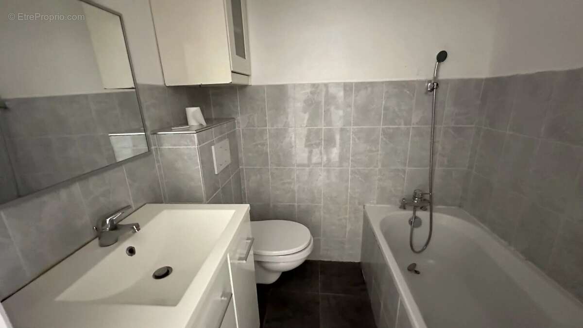 Immeuble de rapport Carnoules - photo 8