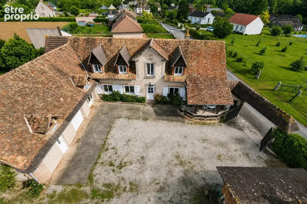 Maison rénovée 230 m² à Fyé - photo 4