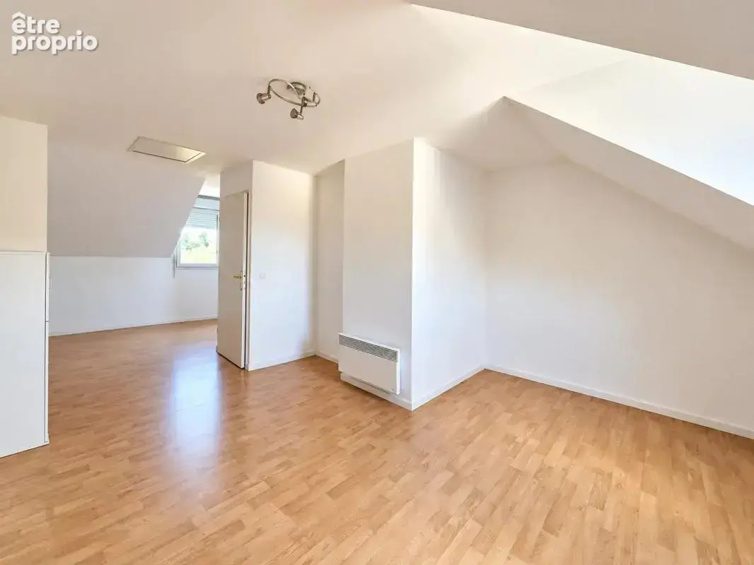 Appartement de 4 pièces de 74 m² situé à Chessy - photo 12