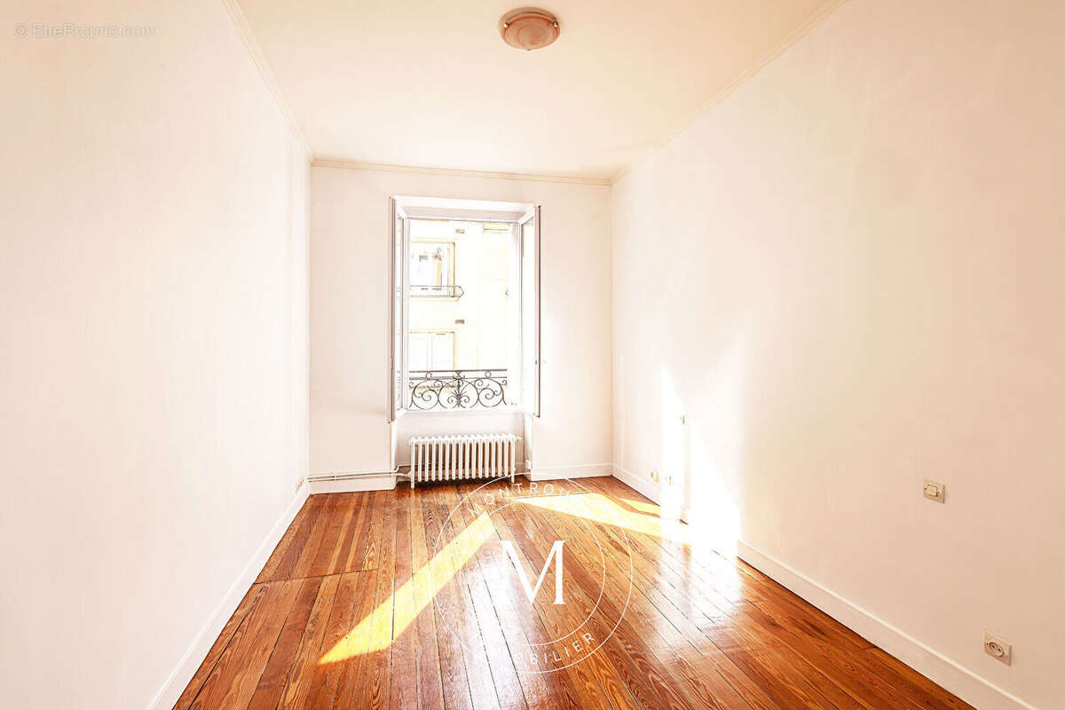 Appartement à MONTROUGE