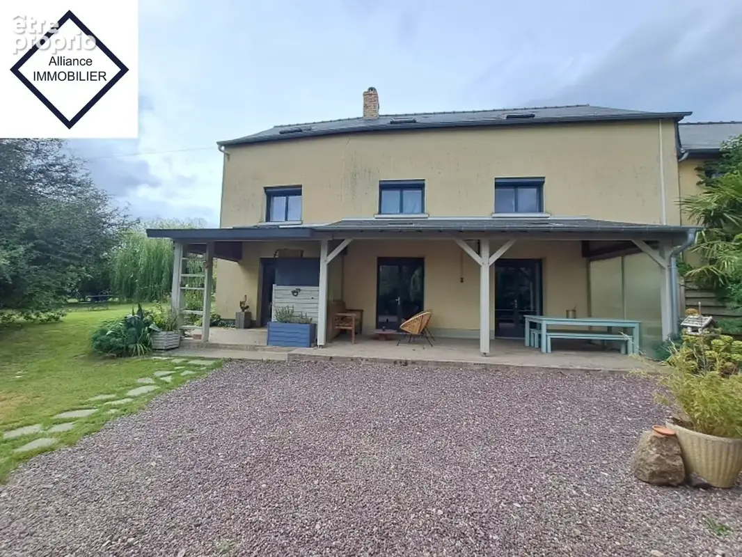 Maison à BEDEE