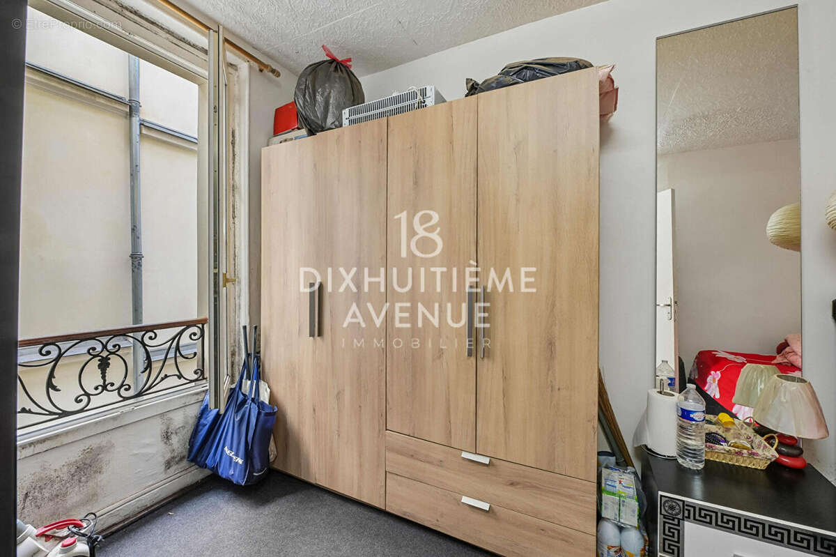 Appartement à PARIS-18E