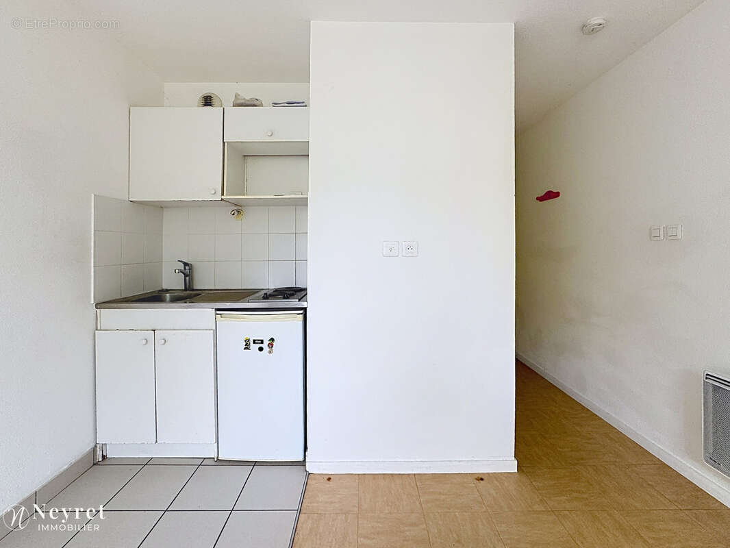Studio - Proche métro - Idéal investissement locatif - photo 4