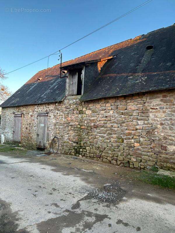 Loge à rénover en campagne à 12 min de Mayenne et 20 min de Ernee - photo 5