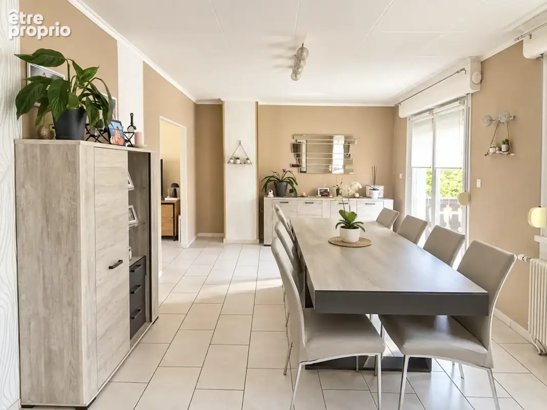 Maison familiale de 146 m2 avec dépendance et plus de 3 hectares de terrain - photo 2