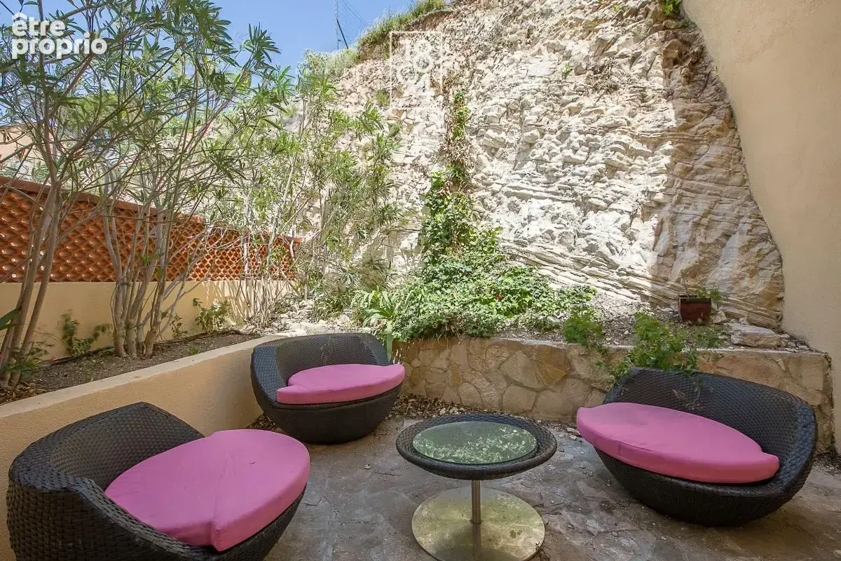 Vue mer – Maison de type 6 de 194 m² sur 1 250 m² de terrain avec piscine, studio indépendant et double garage - photo 32