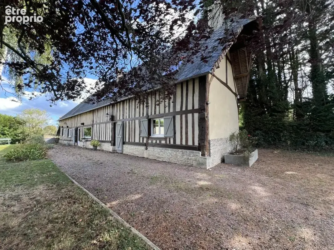 Maison à MEZIDON-CANON
