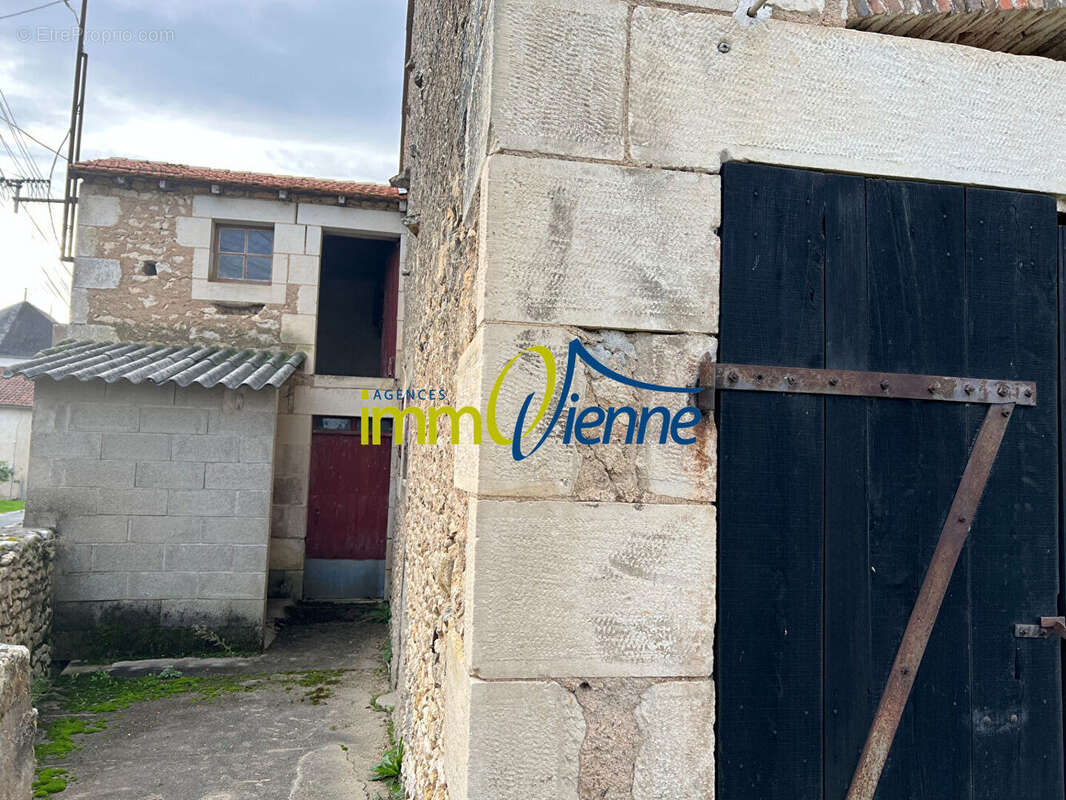 Maison à VALDIVIENNE