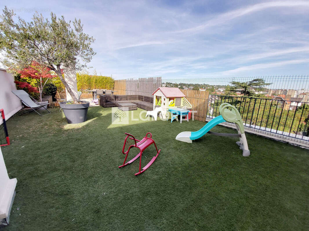 Appartement à VILLEMOMBLE