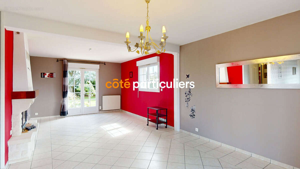 Maison à SAINT-SENIER-SOUS-AVRANCHES