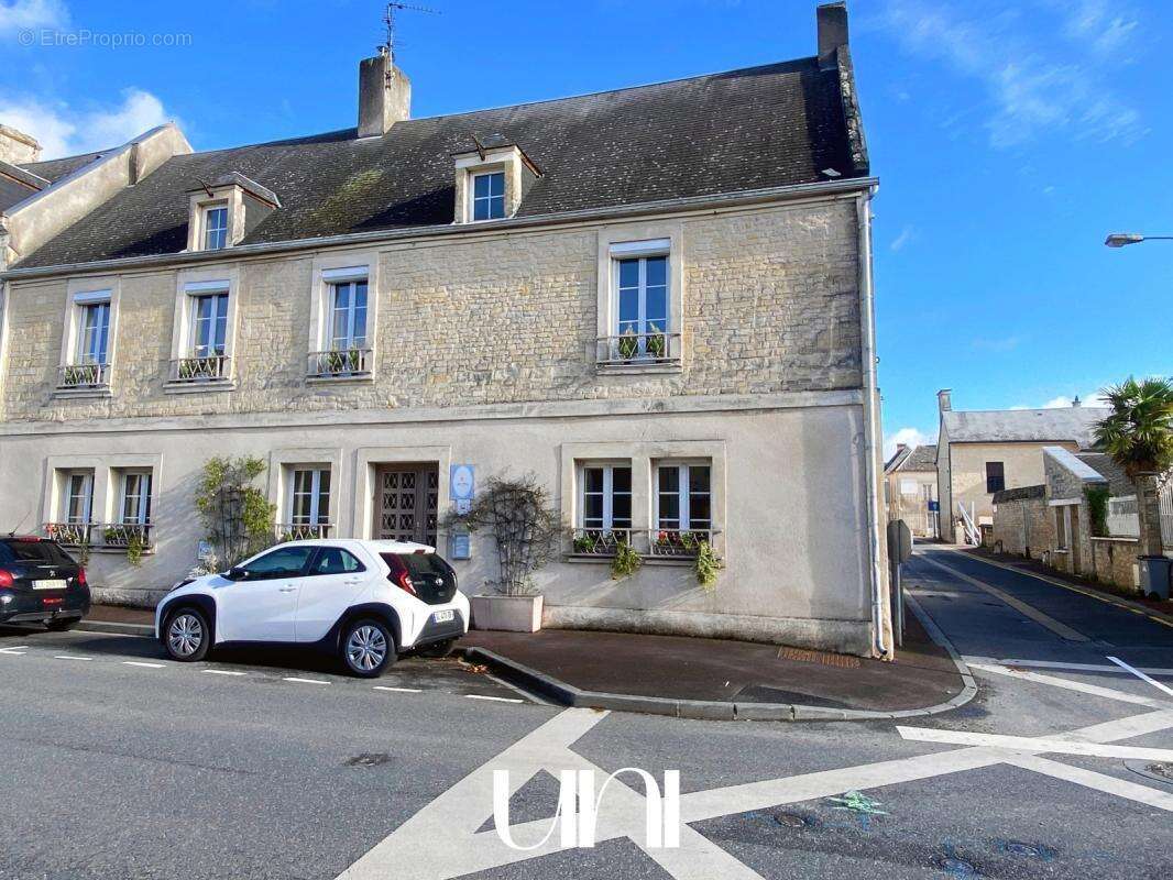 Maison 12 pièces de 365m2 sur terrain de 390m2 - THUE ET MUE - photo 22