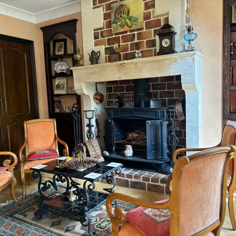 Maison à CHASSENEUIL-SUR-BONNIEURE