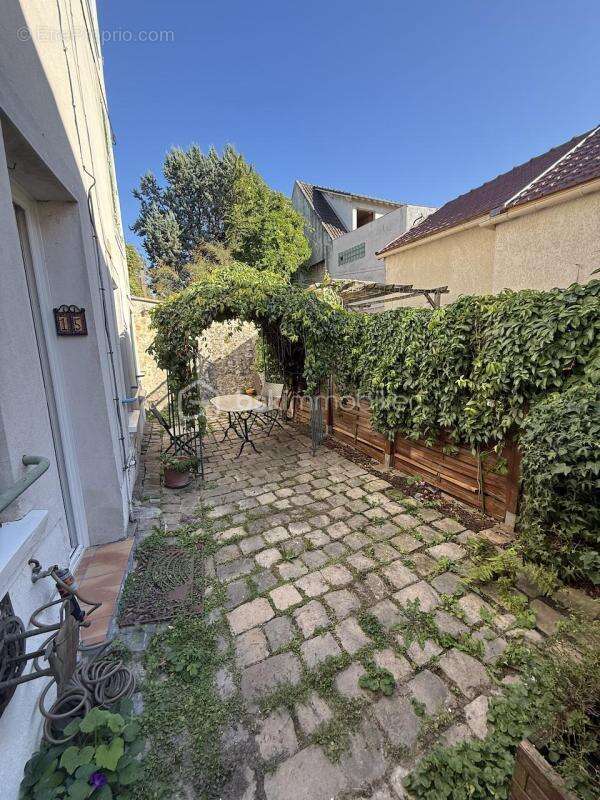 Maison à SAINT-MICHEL-SUR-ORGE