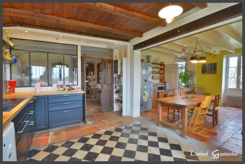 Maison à SAINT-QUENTIN-DE-CAPLONG