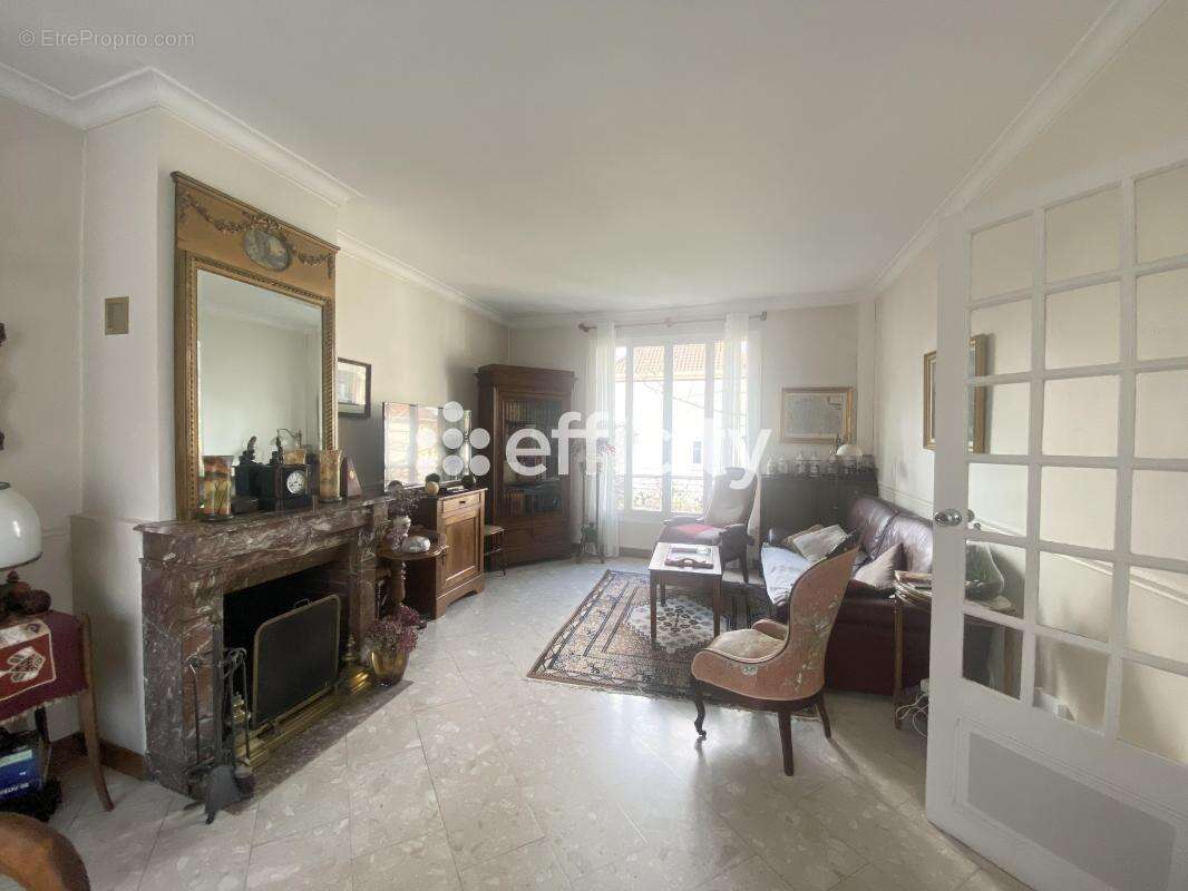 Maison à RUEIL-MALMAISON