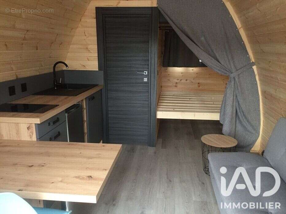 Commerce 484 m² à Saint-Victor-La-Riviere  - photo 6