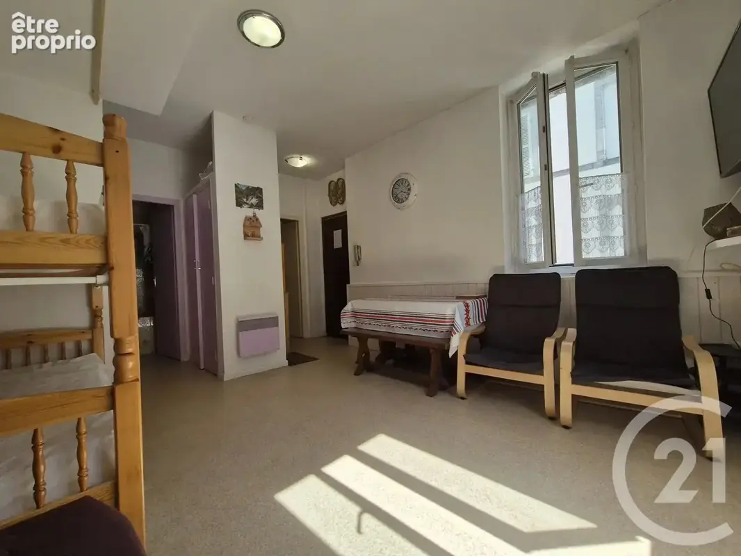 Appartement 1 pièce 25 m² à vendre à Cauterets (65110) - photo 4