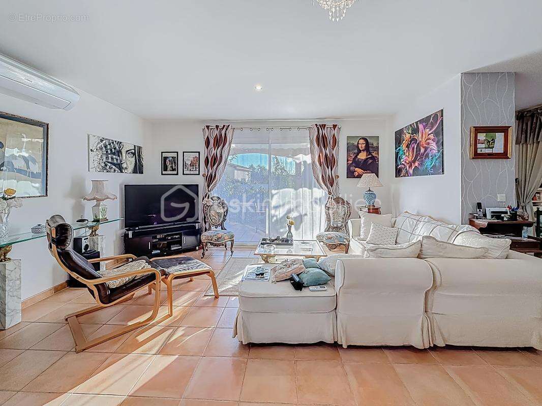 Maison à VILLEVEYRAC