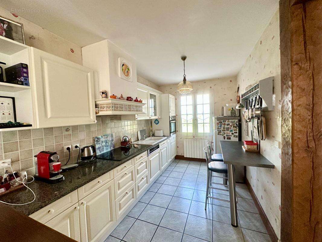 Maison à PONT-L&#039;EVEQUE