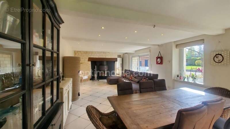 Maison à LATTRE-SAINT-QUENTIN