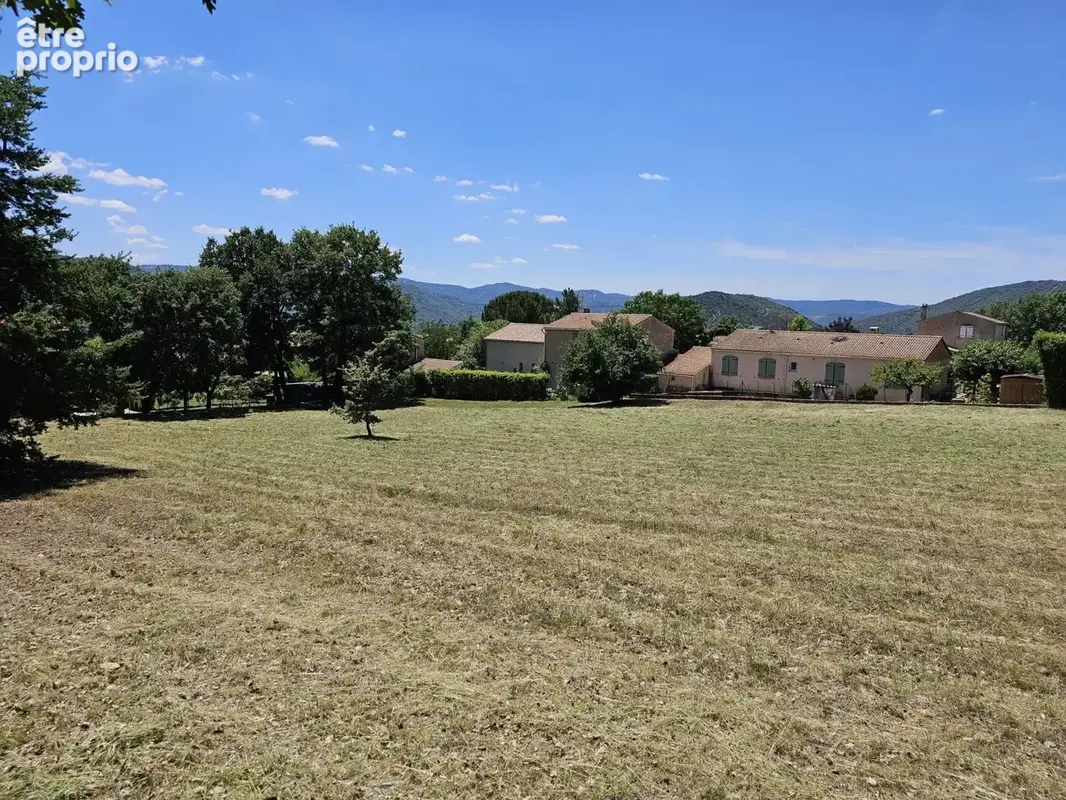 Terrain à AIGLUN