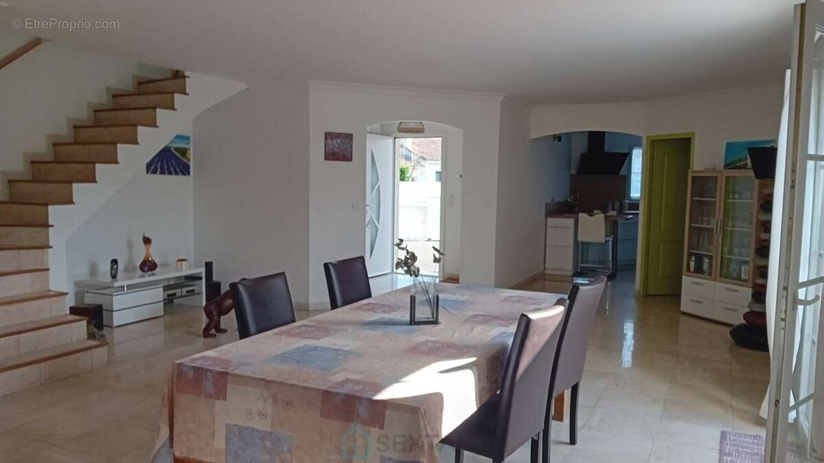 Maison à SAINT-SULPICE-DE-ROYAN