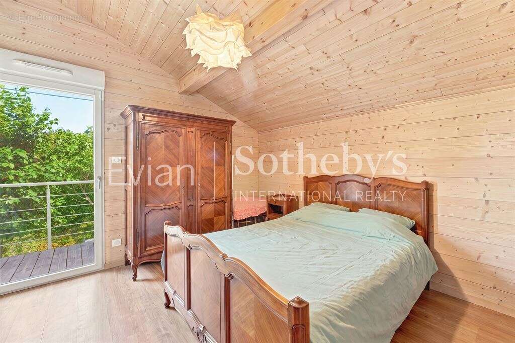 Neuvecelle, Maison contemporaine en ossature bois de 228 m² habitables. - photo 12