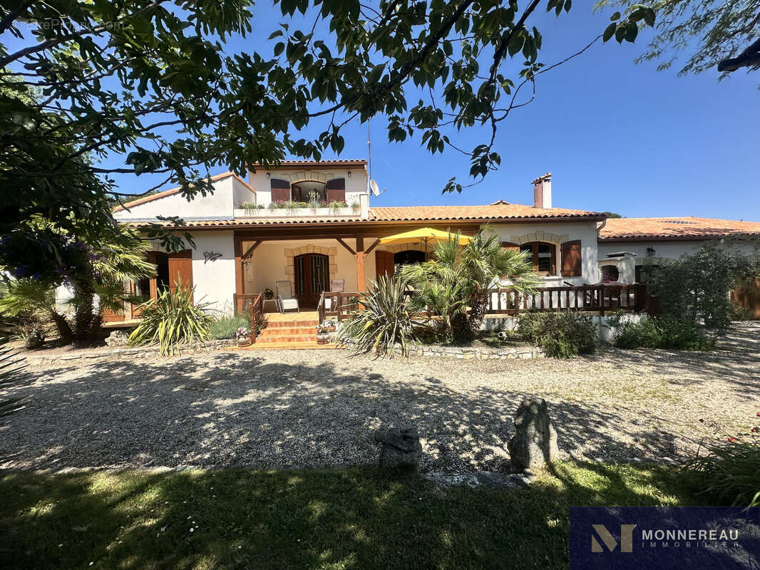 Maison à MESCHERS-SUR-GIRONDE