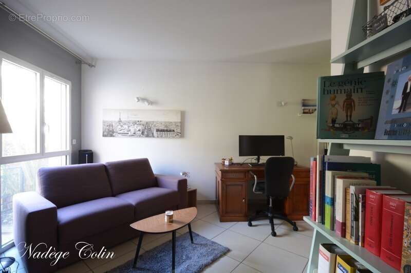 Maison récente de 5 chambres, à SAINT REMY LES CHEVREUSE (78) RER B à pied - photo 7
