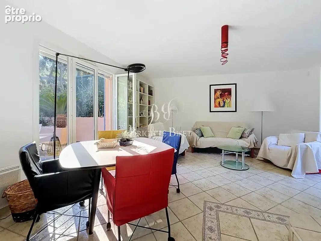 Villa a vendre à Sainte Maxime à pied de la plage - photo 5