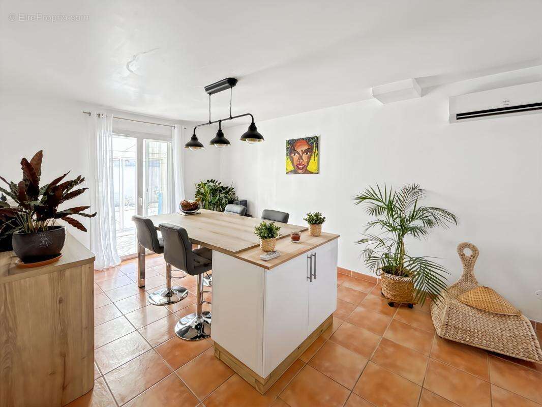  à vendre – capestang – maison rénovée avec jardin & garage - photo 5