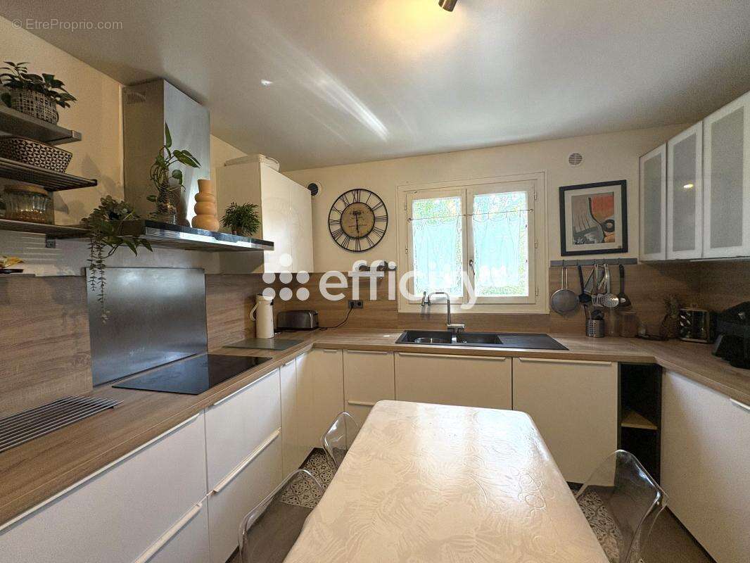 Maison à LE PLESSIS-BOUCHARD