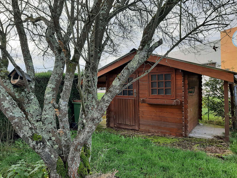 Maison à LUZY
