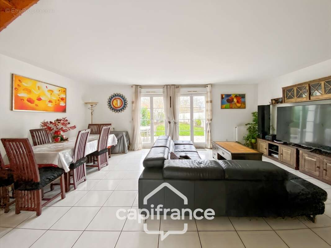 Maison à vendre  8 pièces – 6 chambres – 141 m² – Terrasse - Jardin - Garage - photo 8