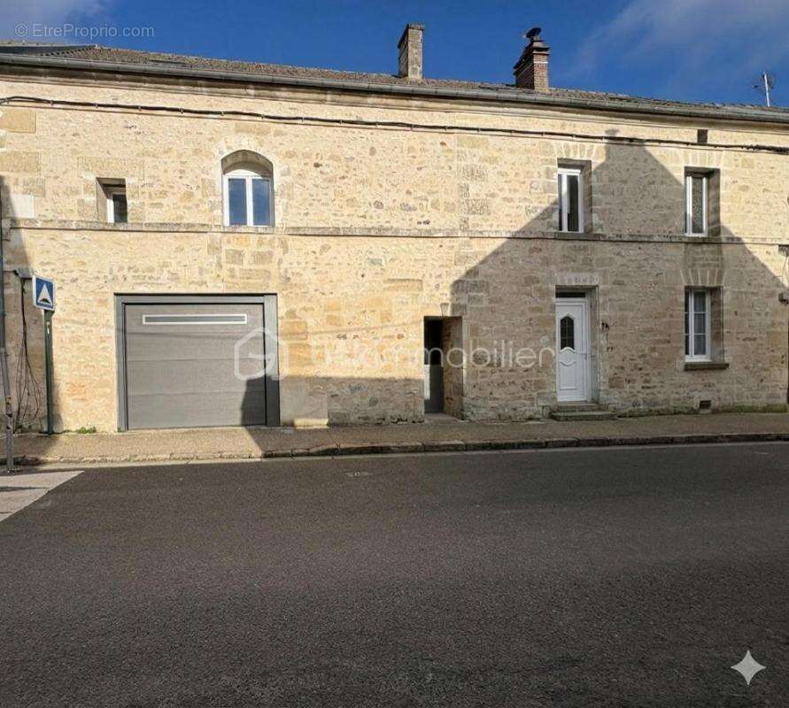 Maison à CERGY