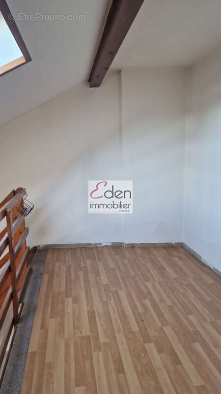 À vendre   T2 +  grande mezzanine et fort potentiel d'évolution ! - photo 6