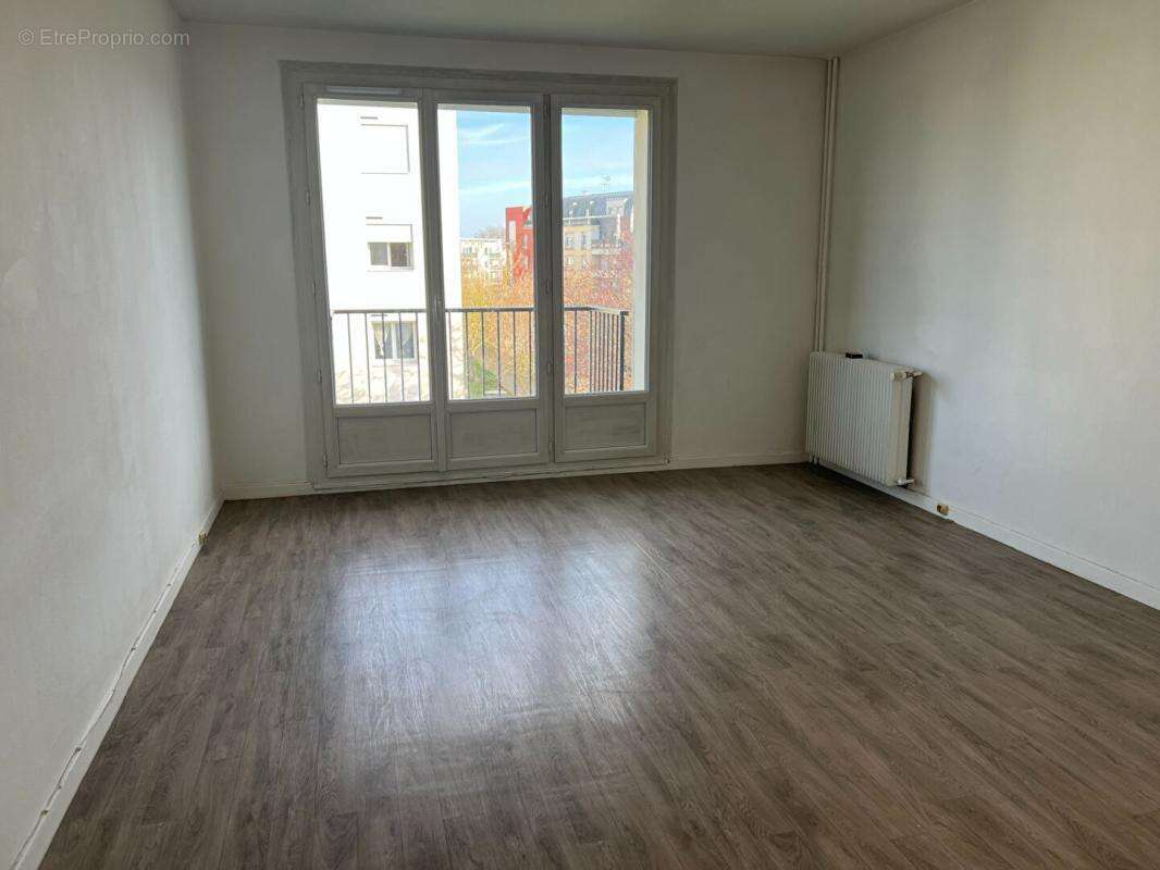 Appartement à BRETIGNY-SUR-ORGE
