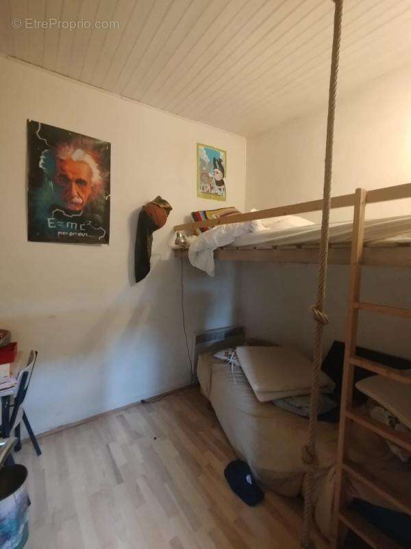 Maison à PUYLAROQUE