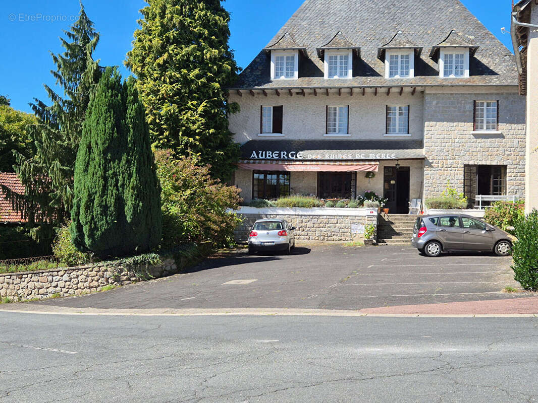 Appartement à SAINT-CIRGUES-LA-LOUTRE