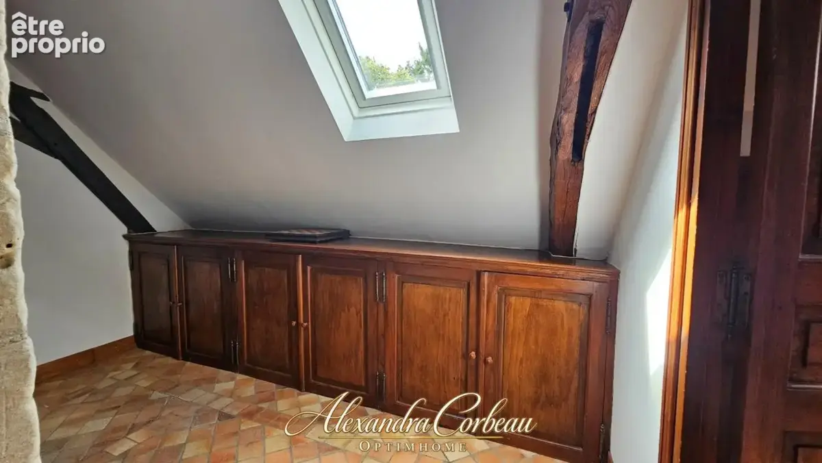 Propriété de caractère – longère en tuffeau de 1650 neuille pont pierre (37) - photo 29
