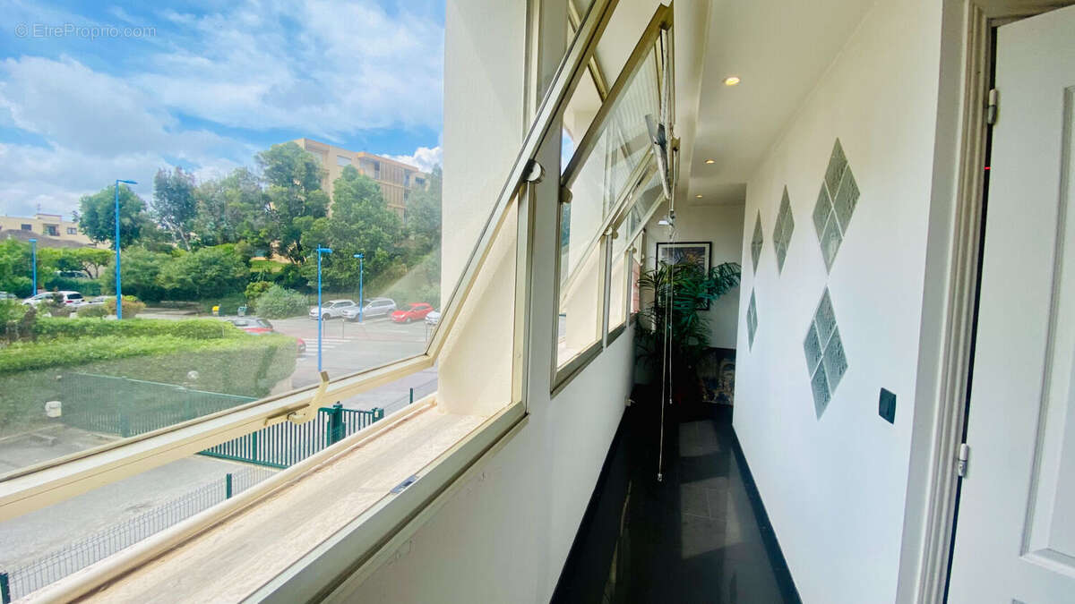 Appartement à MANDELIEU-LA-NAPOULE